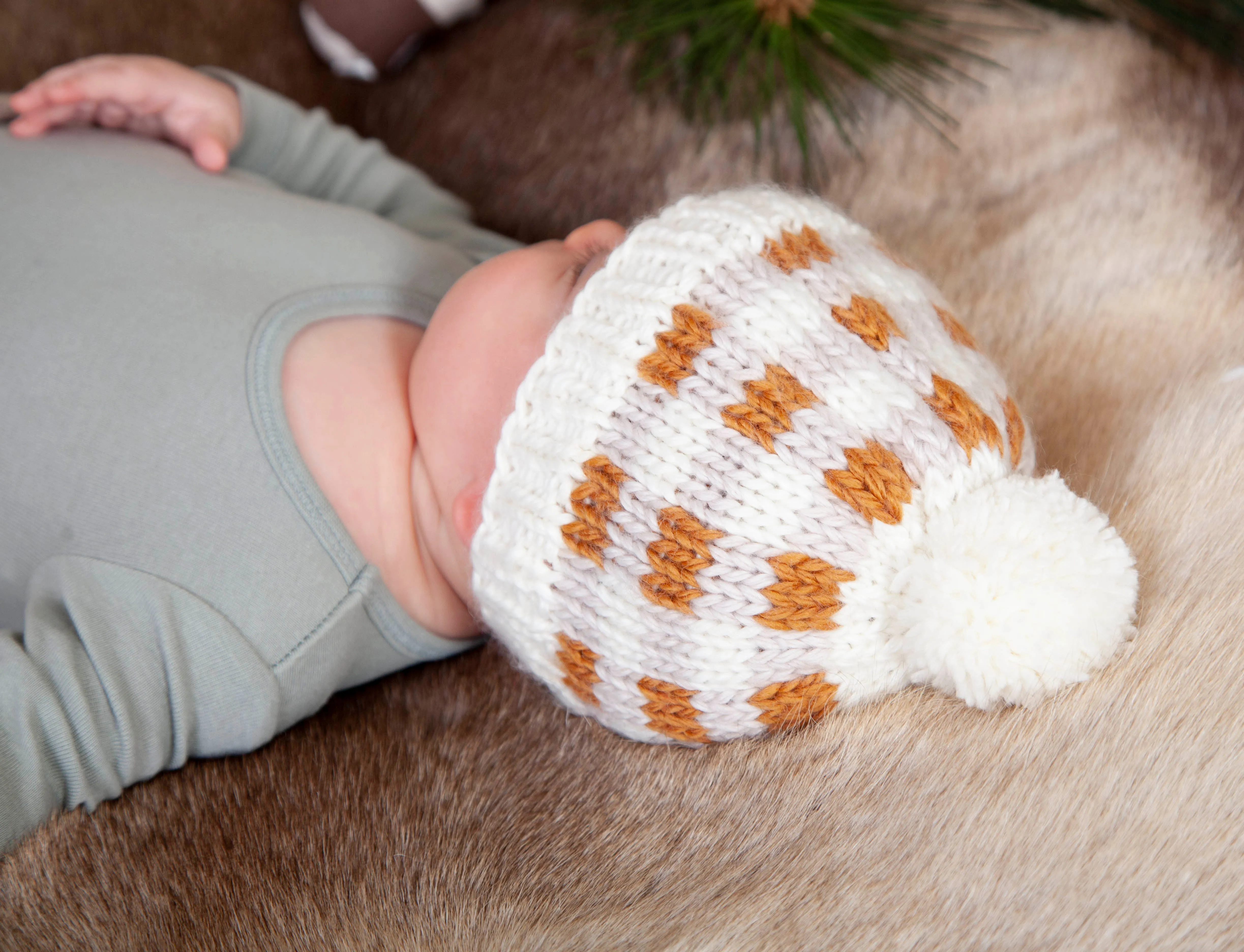 Acorn Checks Beanie - Caramel