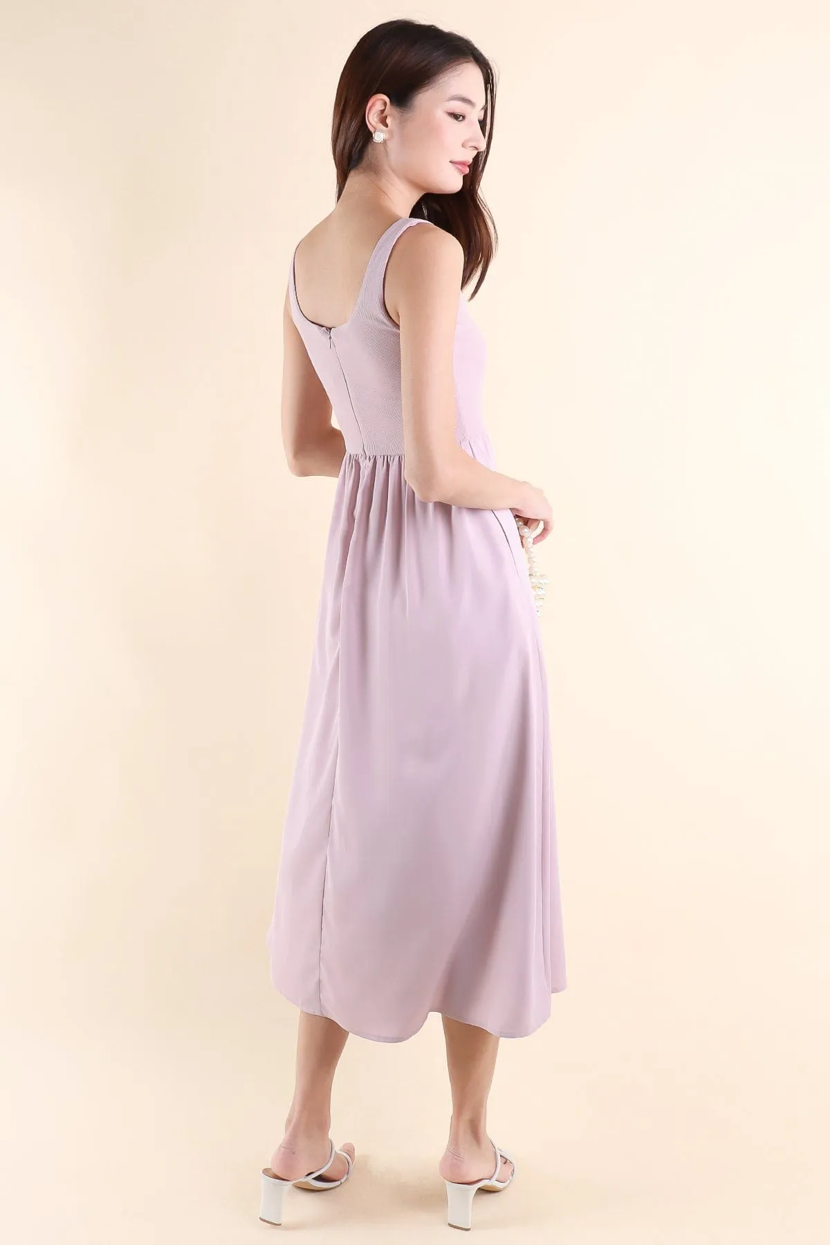 ANABELLE RIBBED MAXI DRESS IN MAUVE