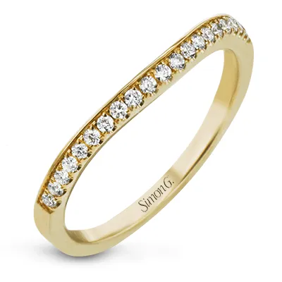 Engagement Ring in 18k Gold with Diamonds