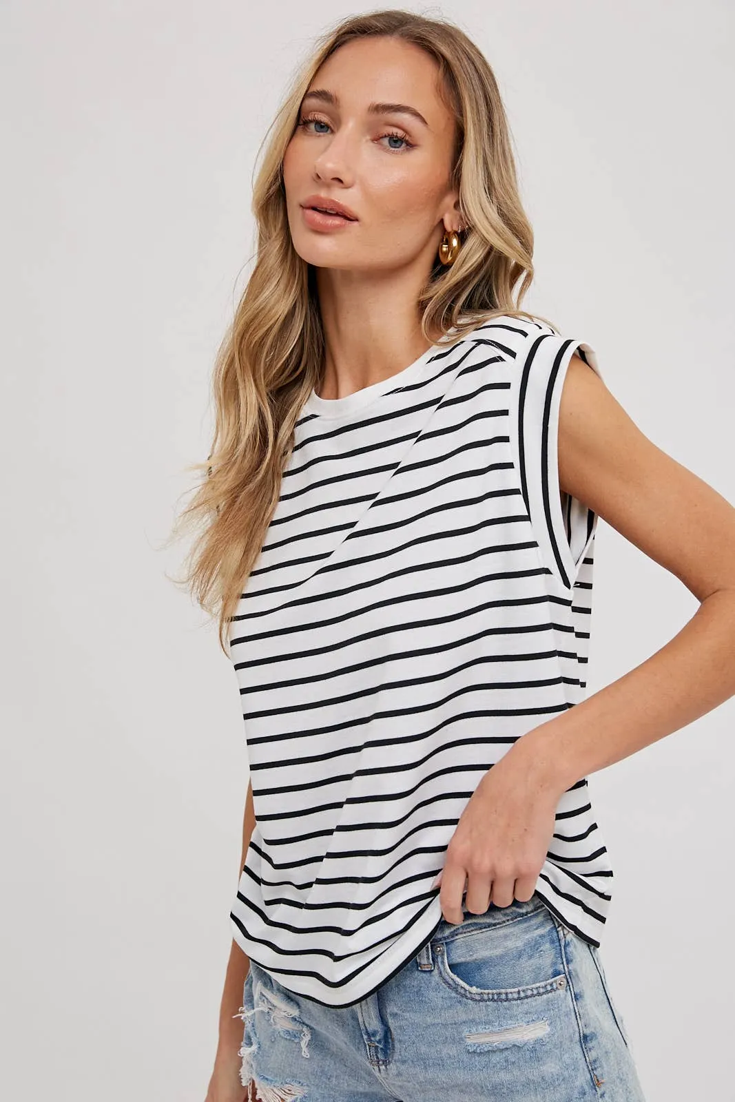 IVORY STIRPED MUSCLE TEE